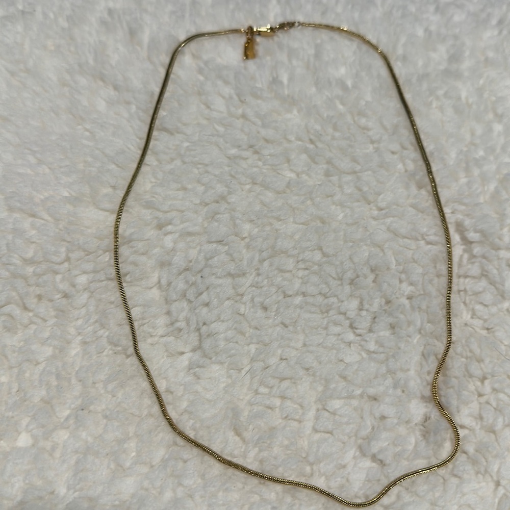 Electric Picks boa necklace